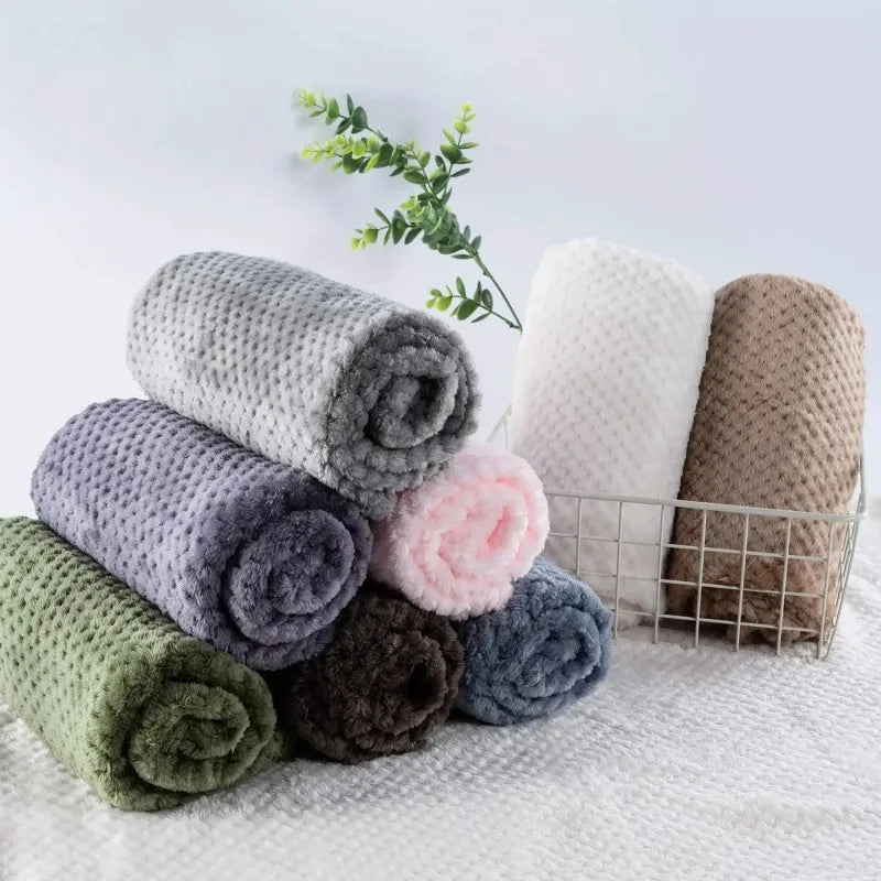 Savvy Tails™ Warm Soft Fuzzy Blankets for Pet