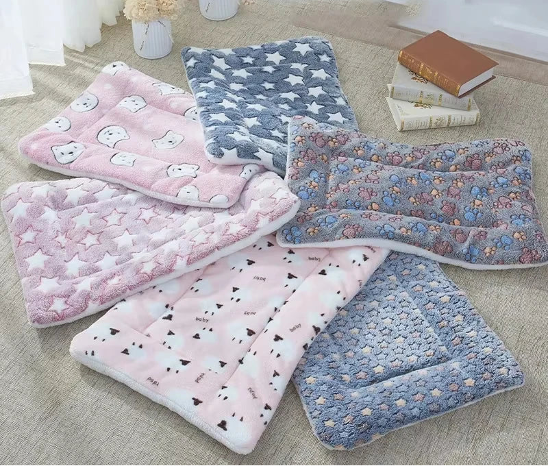 Savvy Tails™ Flannel Pet Sleeping Mat