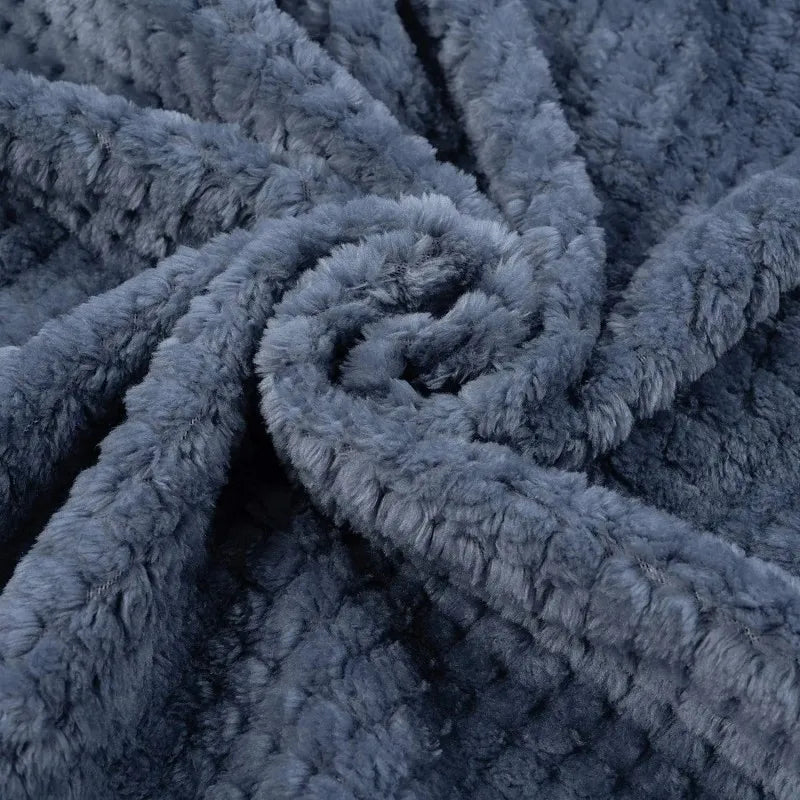 Savvy Tails™ Warm Soft Fuzzy Blankets for Pet